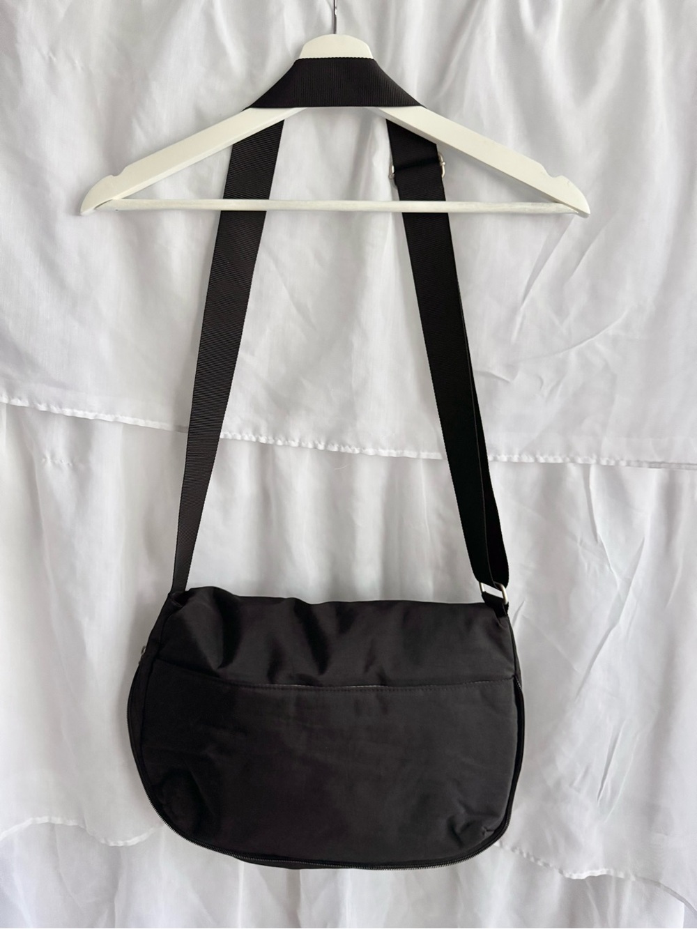Baggallini Padded Hobo Tote Crossbody Bag - Picture 5 of 5